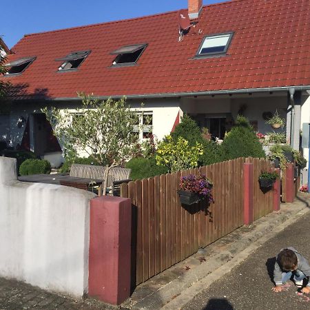 Ferien- Und Monteurswohnung Heilbrunnen Woerth am Rhein Eksteriør billede