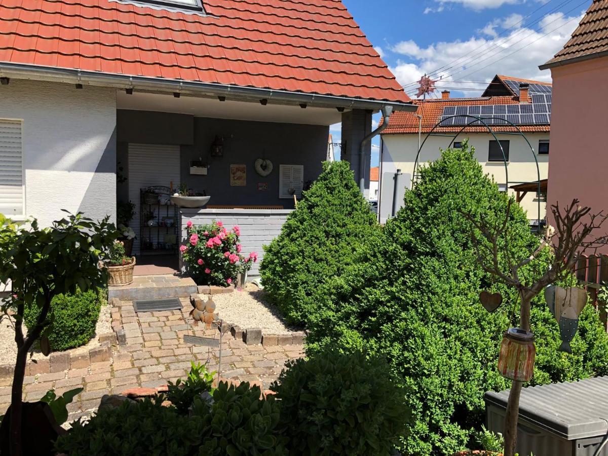 Ferien- Und Monteurswohnung Heilbrunnen Woerth am Rhein Eksteriør billede